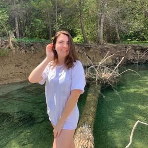 Meet your Posher, Catherine